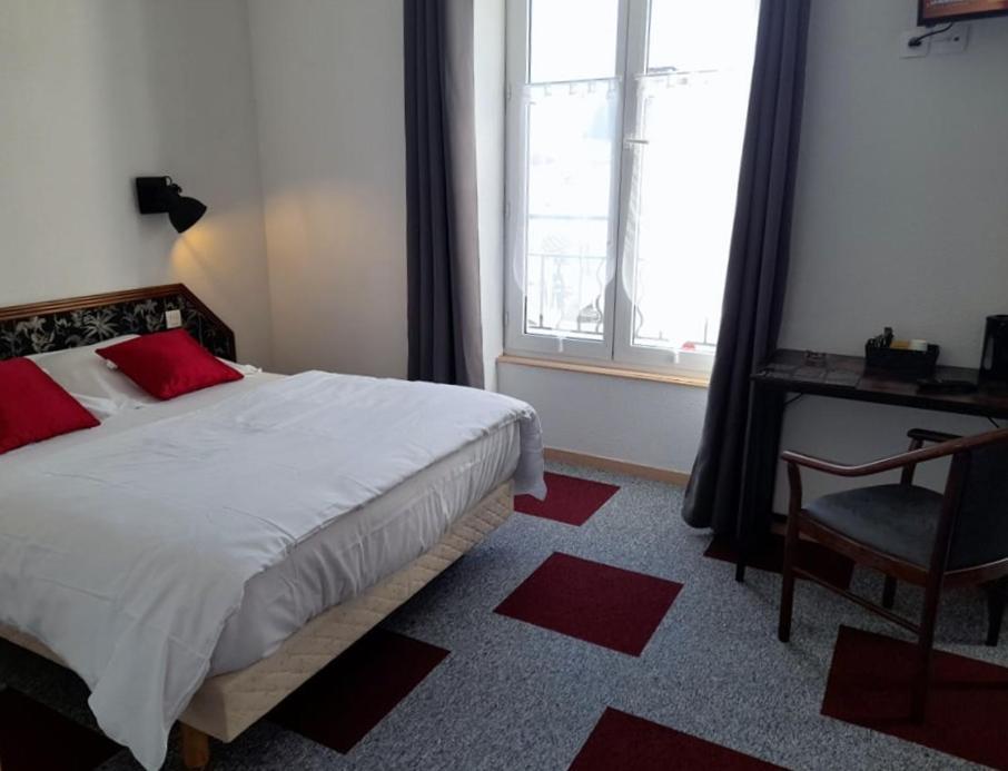 Hotel Les Deux Porches Verrieres  Bagian luar foto