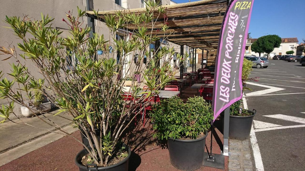 Hotel Les Deux Porches Verrieres  Bagian luar foto